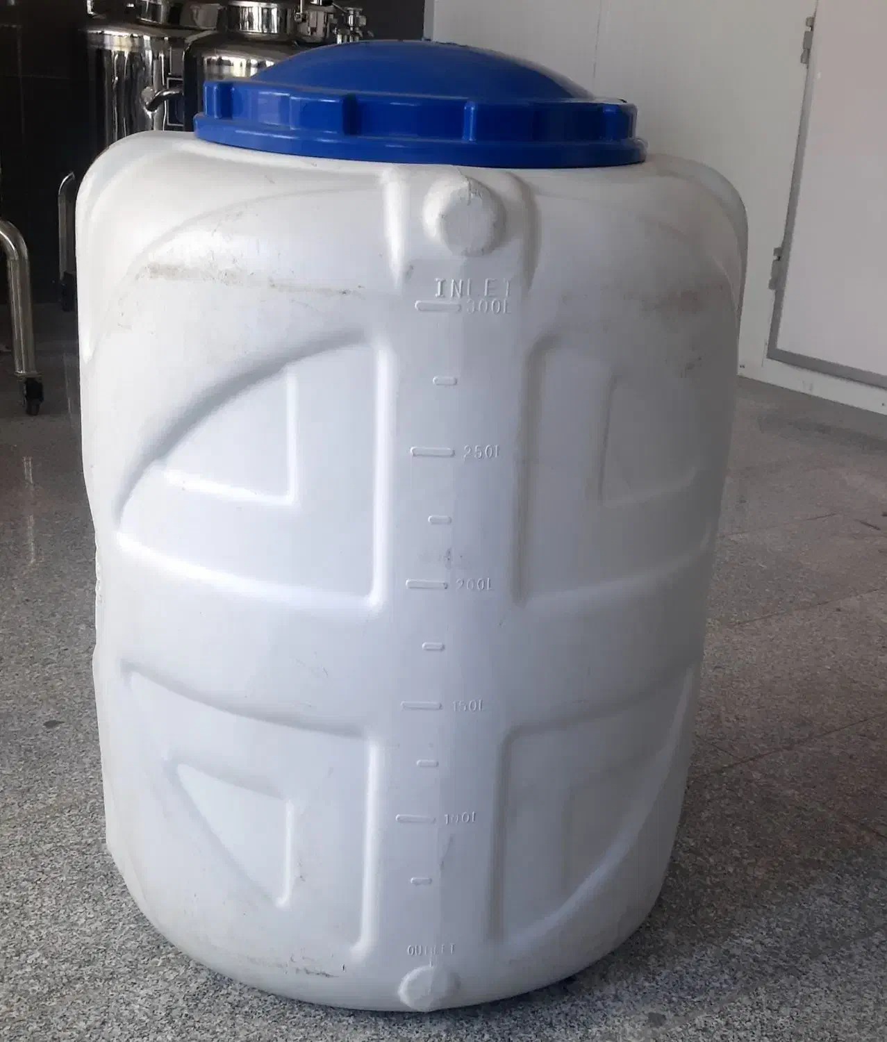 بشکه۳۰۰لیتری پلی اتیلن|ماشینآلات صنعتی|فردیس, شهرک صنعتی سیمین دشت|دیوار