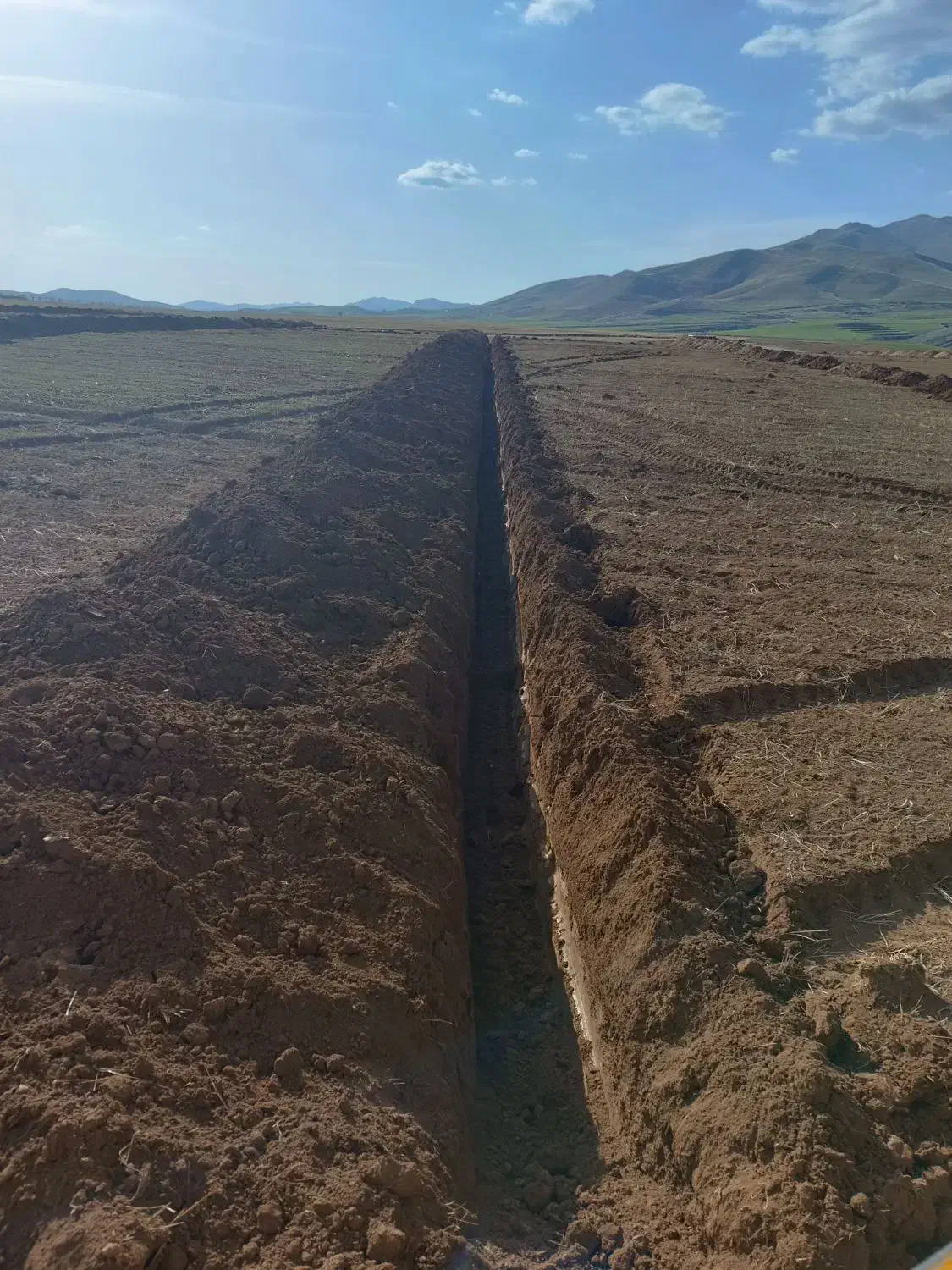 خدماتی بیل بکهو|خدمات پیشه و مهارت|سقز, |دیوار