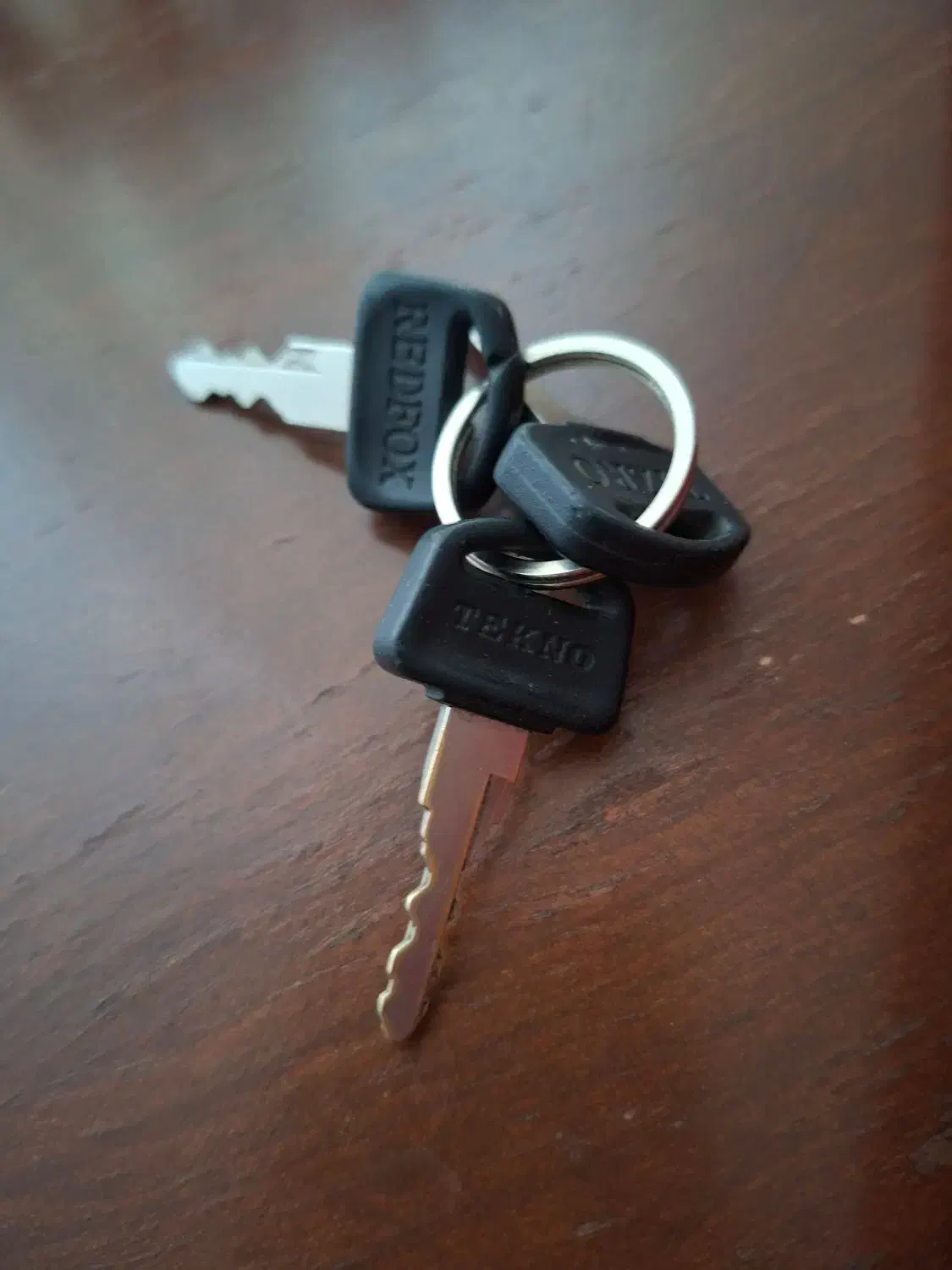 کلید پیدا شده|اشیا|مرند, |دیوار