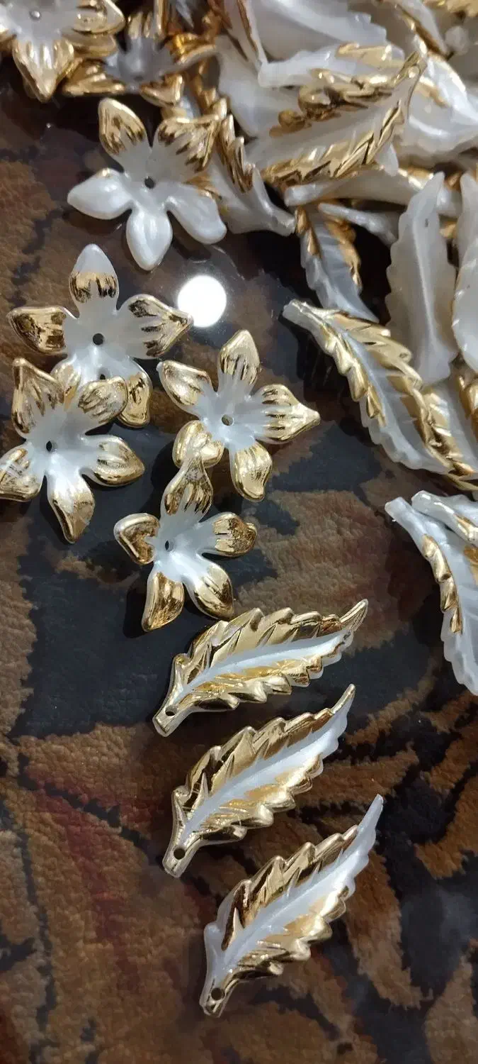 گل و برگ کریستالی|گل مصنوعی|سبزوار, امیر کبیر|دیوار