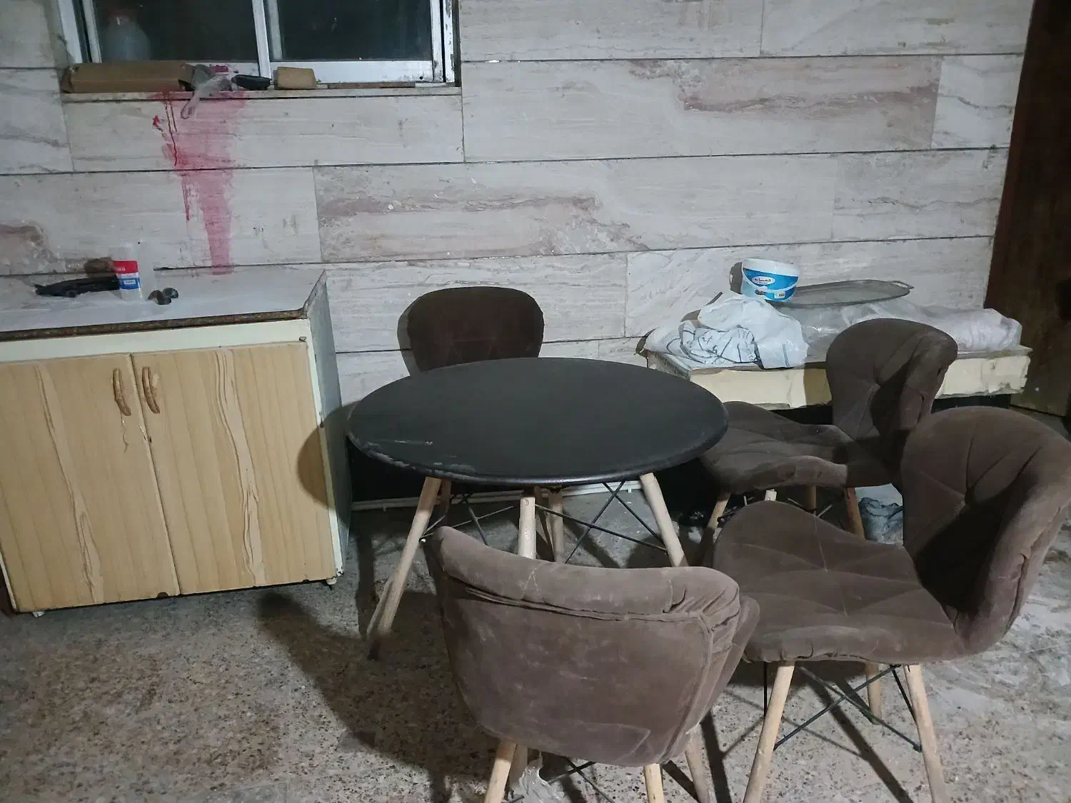 سینک شیر میز و صندلی|میز و صندلی غذاخوری|قائن, |دیوار