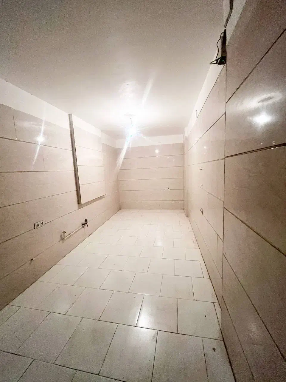 16متر مغازه *تر و تمیز* تخلیه / محدوده خیابان خیام|اجارهٔ مغازه و غرفه|پاکدشت, پاکدشت (مامازند)|دیوار