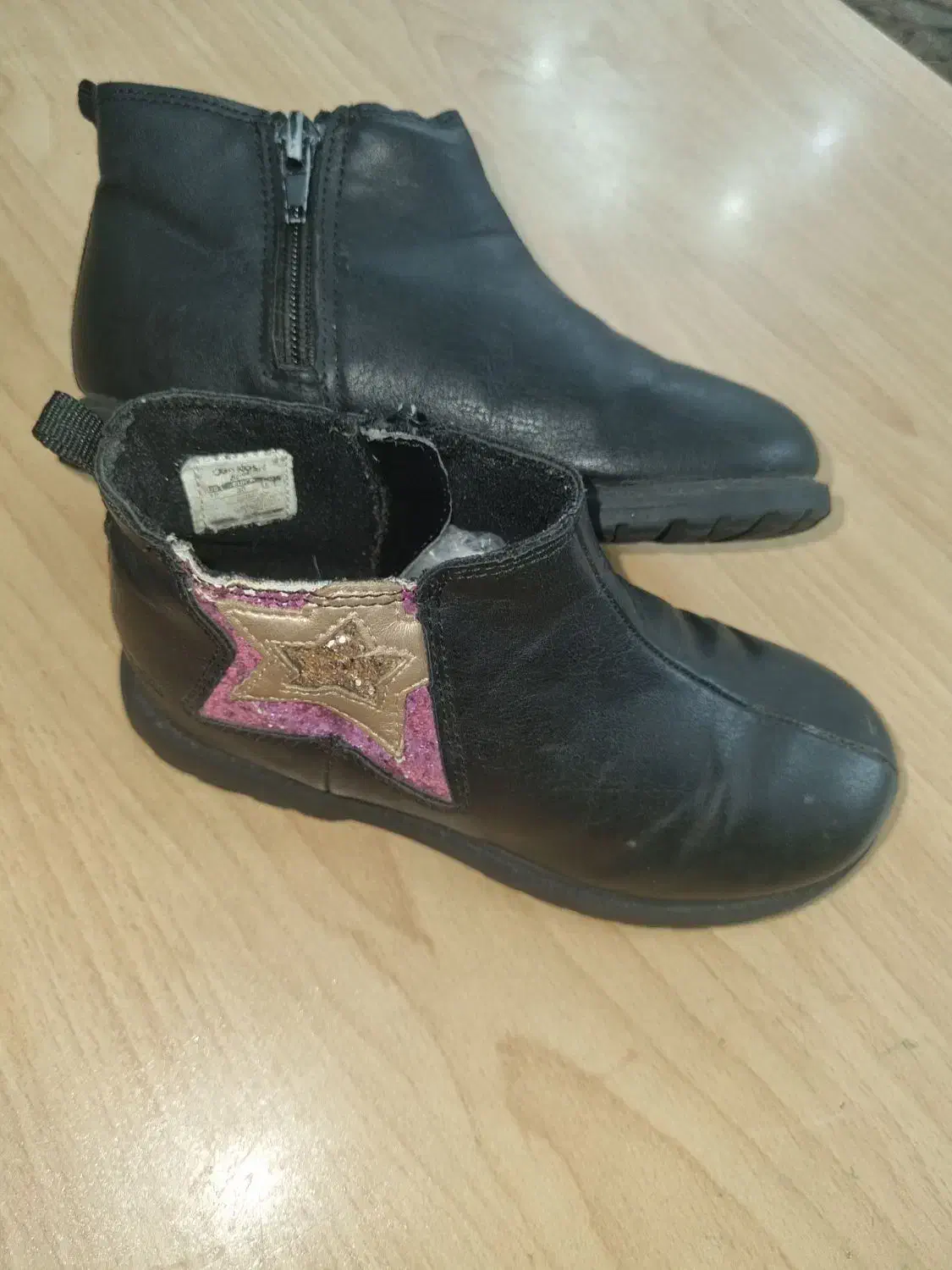 نیم بوت چرم برند اصل|کیف، کفش، کمربند|پرند, فاز ۵|دیوار