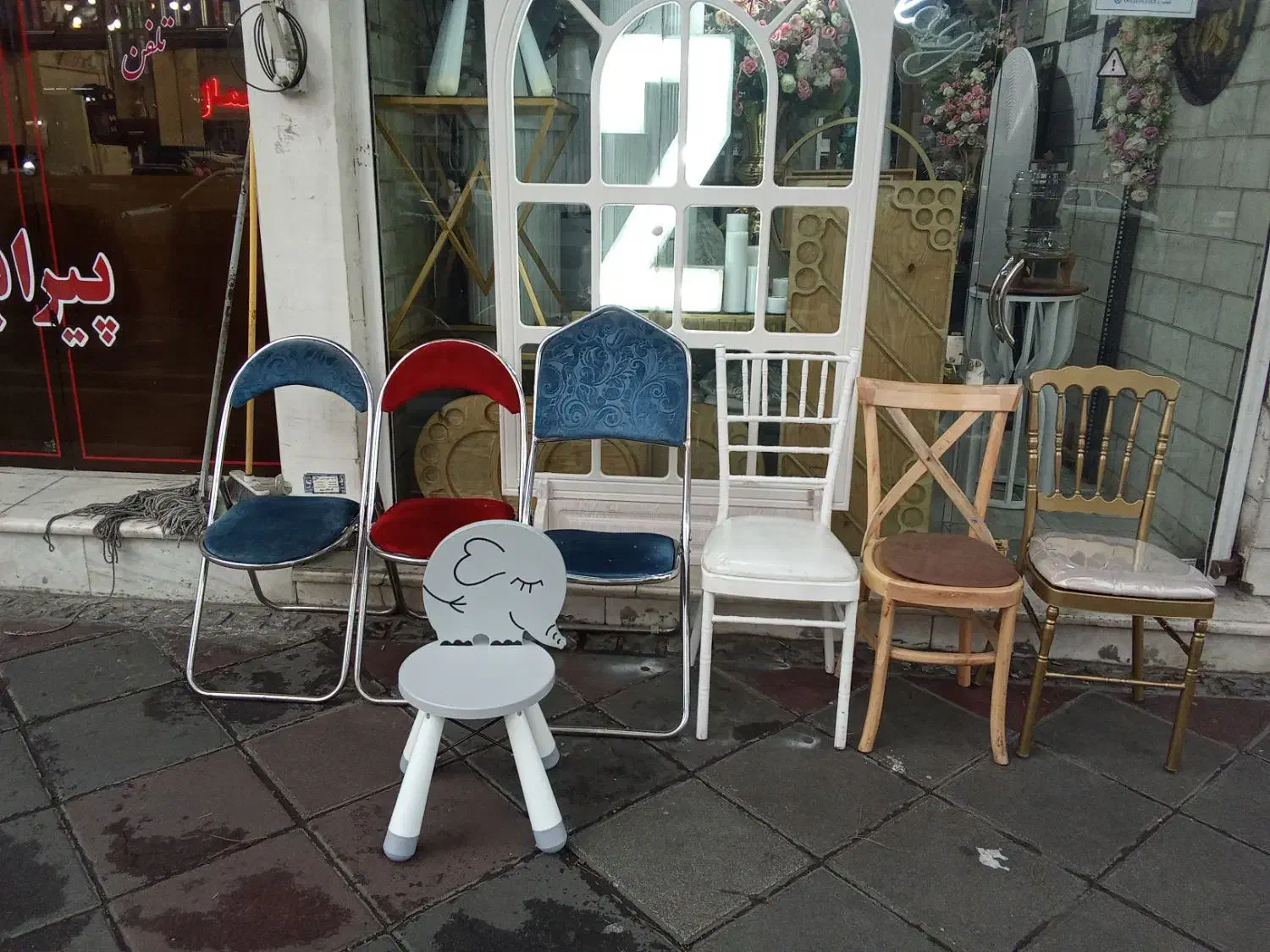 ظروف کرایه اجاره صندلی کودک بله برون استندپایه کیک|خدمات پذیرایی، مراسم|تهران, هفت حوض|دیوار