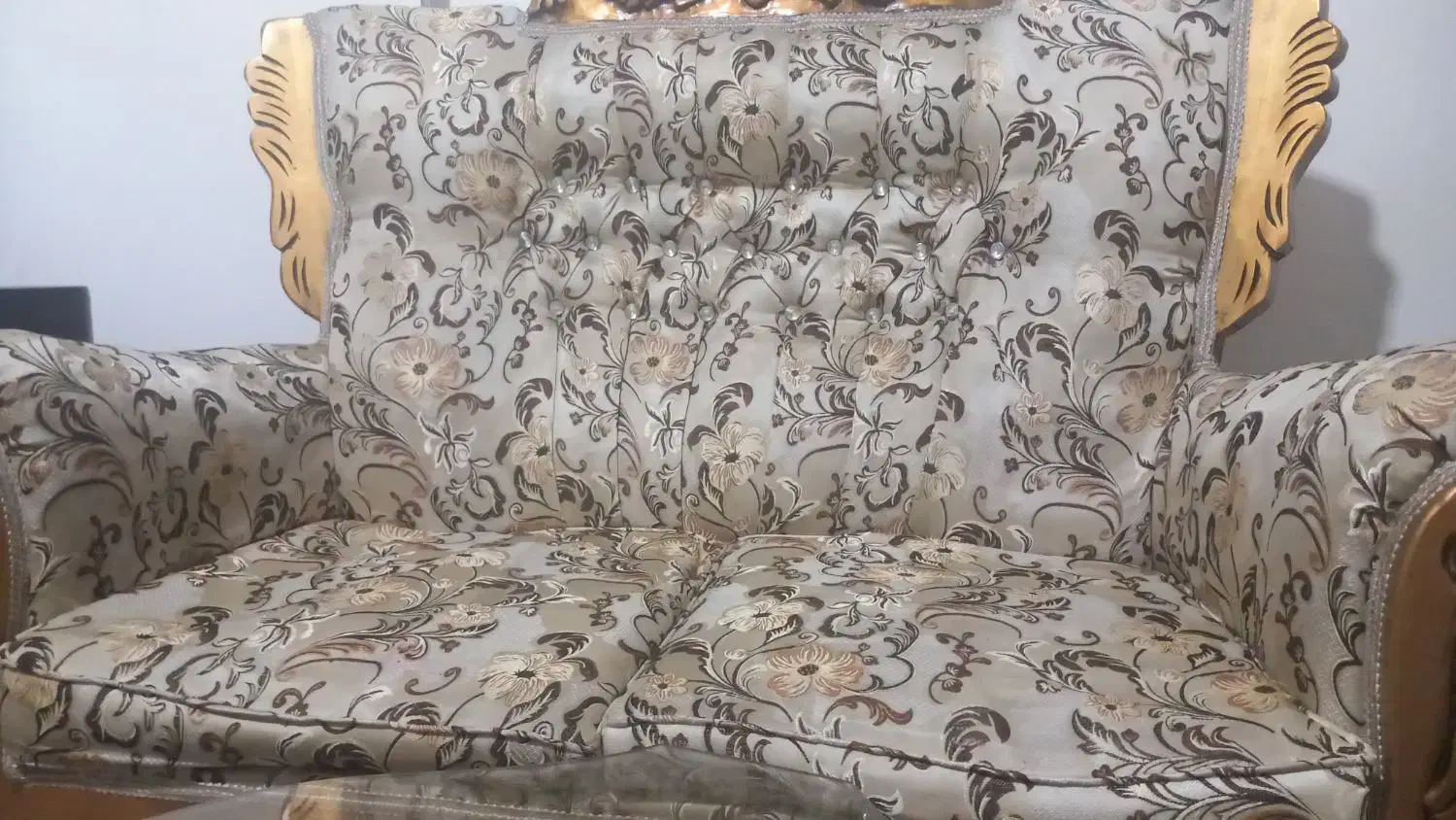 مبل یک میلیون و آینه شمعدان  ۵۰۰ و تلویزیون ۳۲|مبلمان خانگی و میز عسلی|تبریز, |دیوار