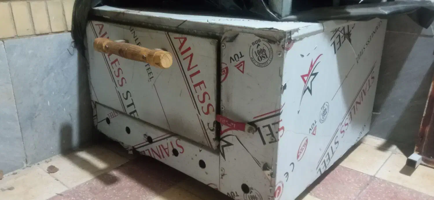 فر ساندویچی.پیتزا.هات داگ و.|کافیشاپ و رستوران|شیراز, شهرک مهدیه|دیوار