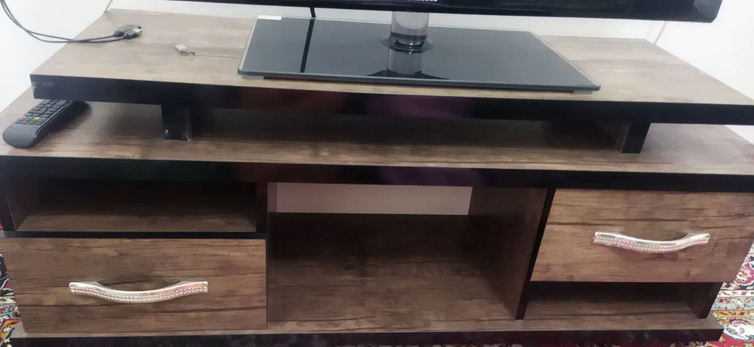 میز تلویزیون با قابلیت نصب رو دیوار|میز تلویزیون|رودبنه, |دیوار