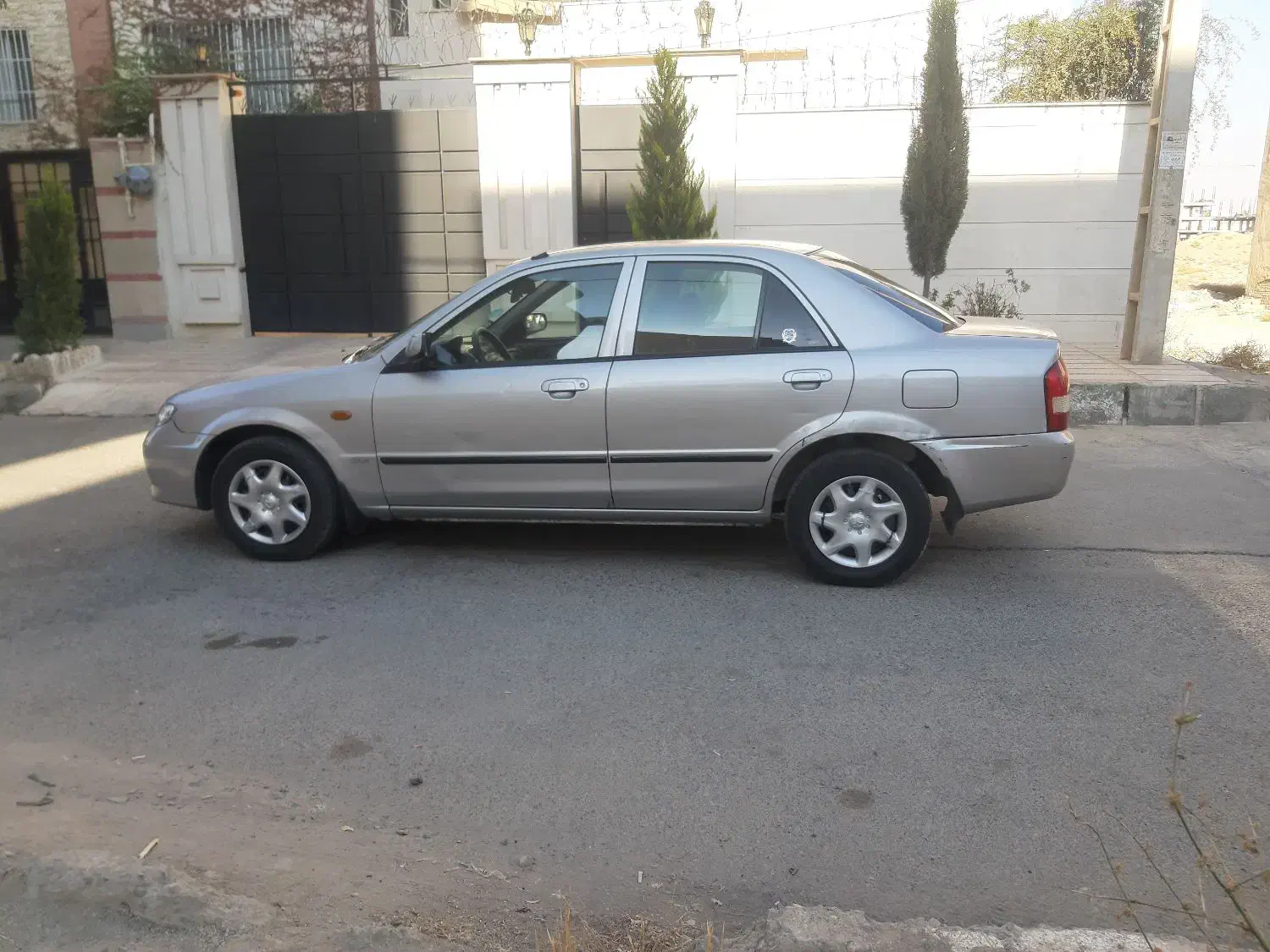 مزدا 323 مدل 84|خودرو سواری و وانت|چهارباغ, |دیوار