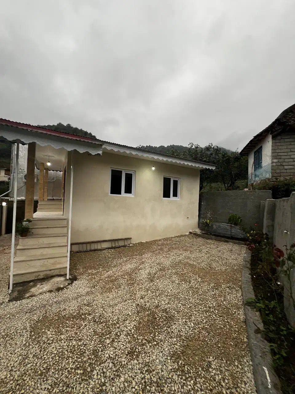 خانه ویلایی جنگلی|فروش خانه و ویلا|حویق, |دیوار