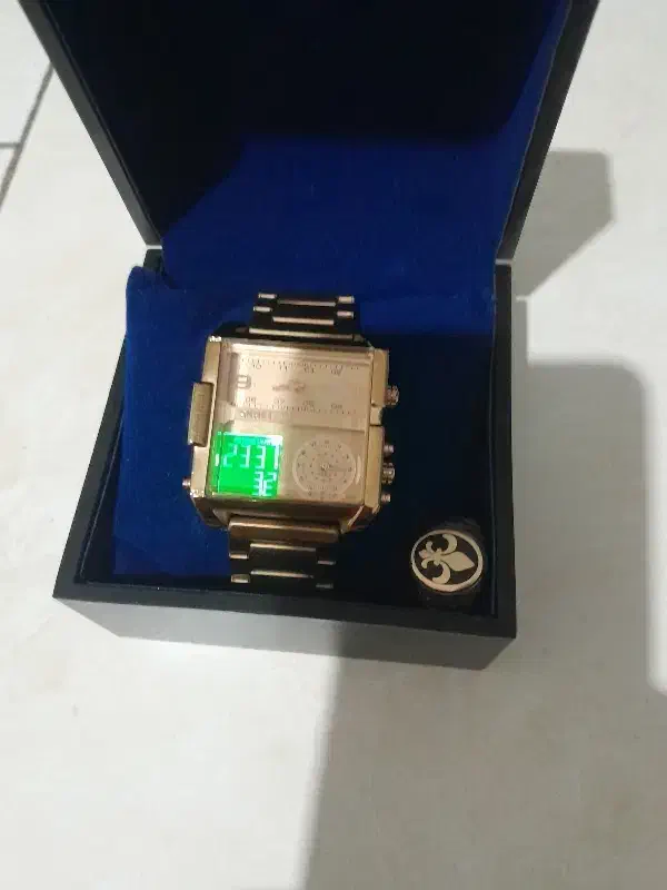 ساعت ۳ موتور برند اسکیمی سه موتور فعال|ساعت|فردیس, فرامرزیه|دیوار