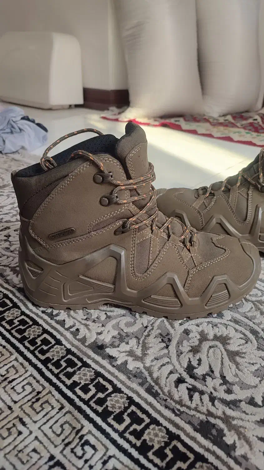 پوتین کوهنوردی سایز ۳۹ نو|کوهنوردی و کمپینگ|تهران, باغ خزانه|دیوار