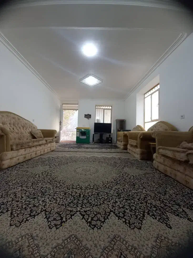 اجاره ویلا باغ کوتاه مدت|اجارهٔ کوتاه‌مدت ویلا و باغ|درب بهشت, |دیوار