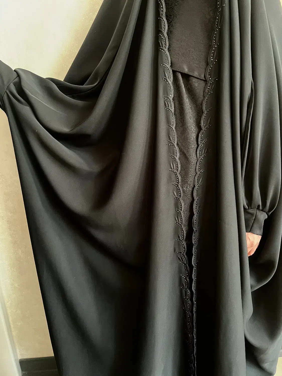 چادر مشکی عربی عبا جده گلدوزی جنس ندا|لباس|اصفهان, نقش جهان|دیوار