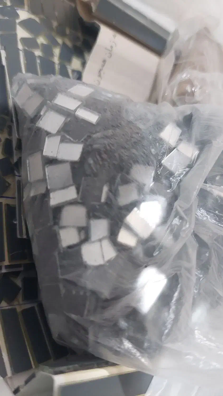 آینه خرد شده برای آینه کاری|صنایع دستی و سایر لوازم تزئینی|رشت, فرودگاه سردار جنگل رشت|دیوار