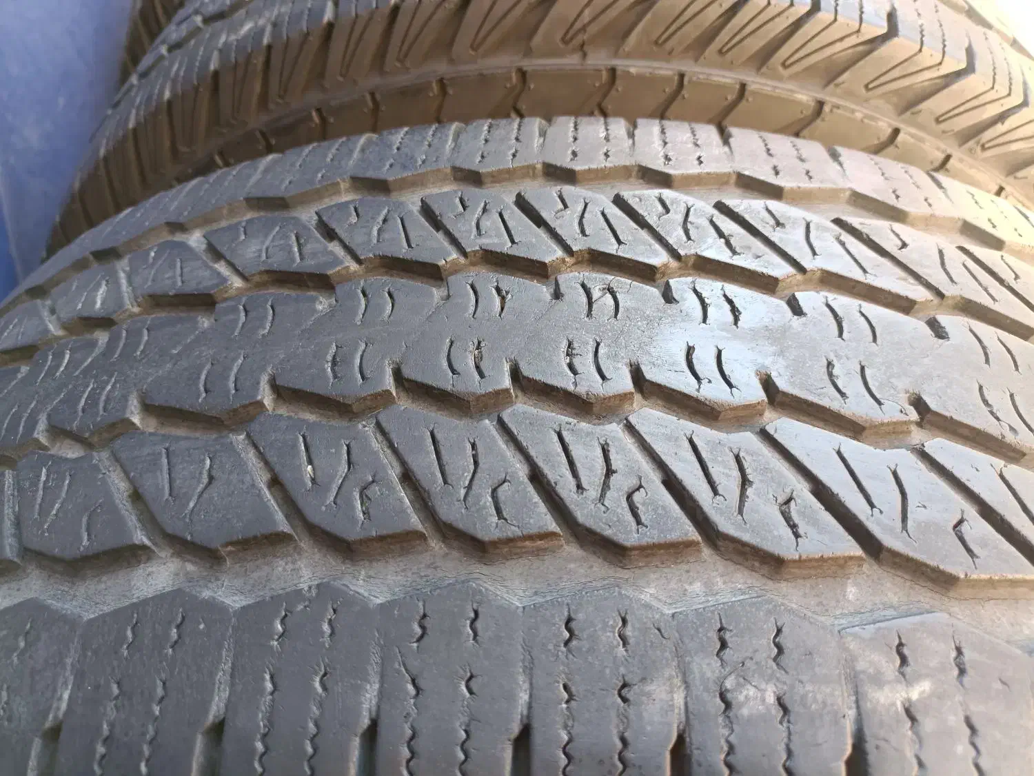 لاستیک بارز 265/65/17 و باربند پیکاپ|قطعات یدکی و لوازم جانبی|دهاقان, |دیوار