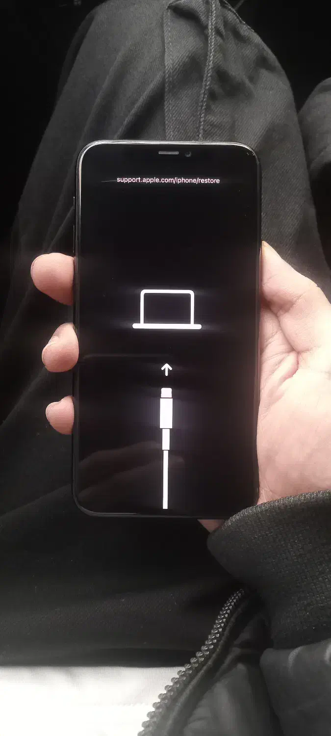 ایفون ۱۱ پرو نیاز به تعمیر|موبایل|تهران, سنائی|دیوار