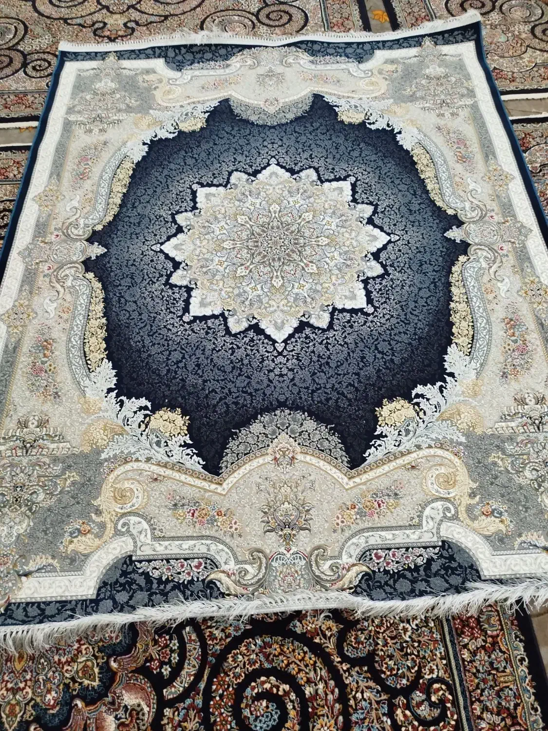 فرش 1200شانه|فرش|اسلام‌‌آباد غرب, |دیوار