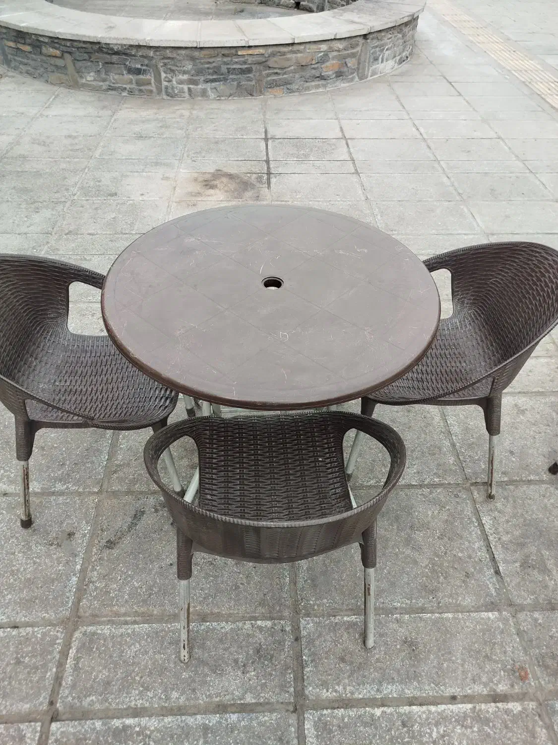 میز و صندلی ناصر|مبلمان اداری|همدان, |دیوار