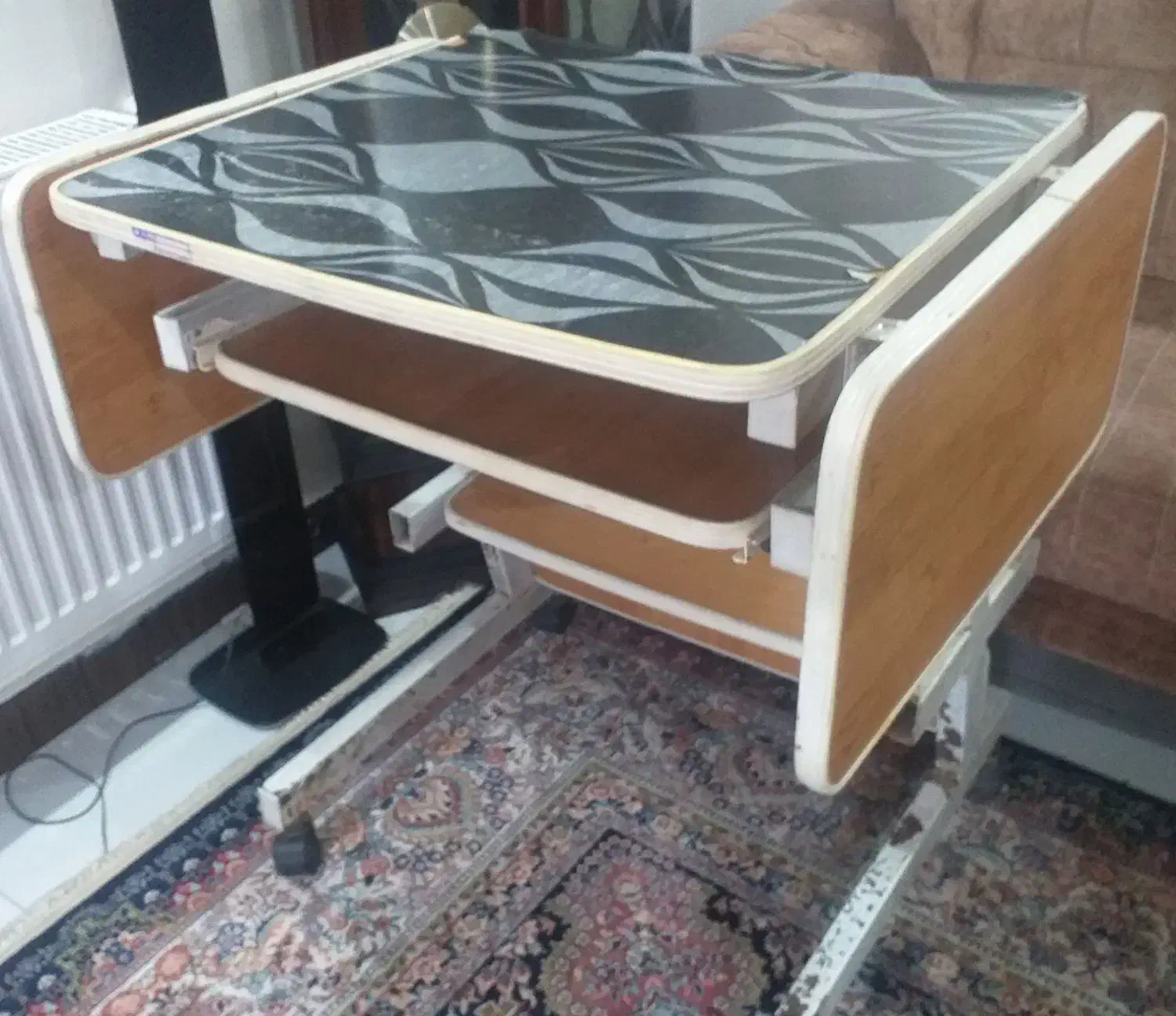 میزکامپیوتر|میز تحریر و کامپیوتر|همدان, |دیوار