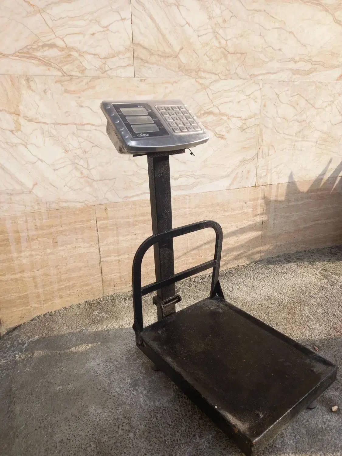 ترازوی دیجیتال محک  ایستاده  تاشو|سایر لوازم برقی|رشت, انصاری|دیوار