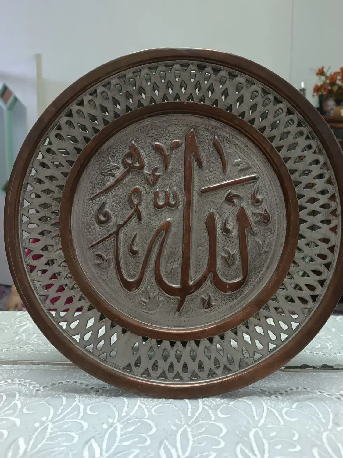 سینی مسی قدیمی دیوارکوب|کلکسیون اشیاء عتیقه|قم, کیوانفر|دیوار