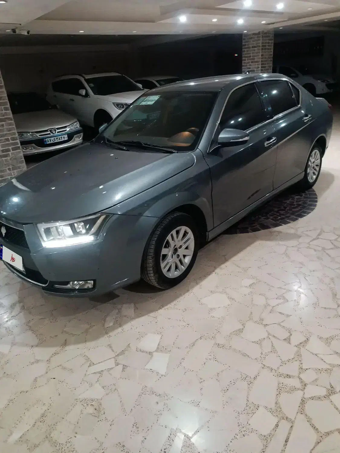 دنا پلاس دنده ای|خودرو سواری و وانت|کرج, شهرک جهان آرا|دیوار