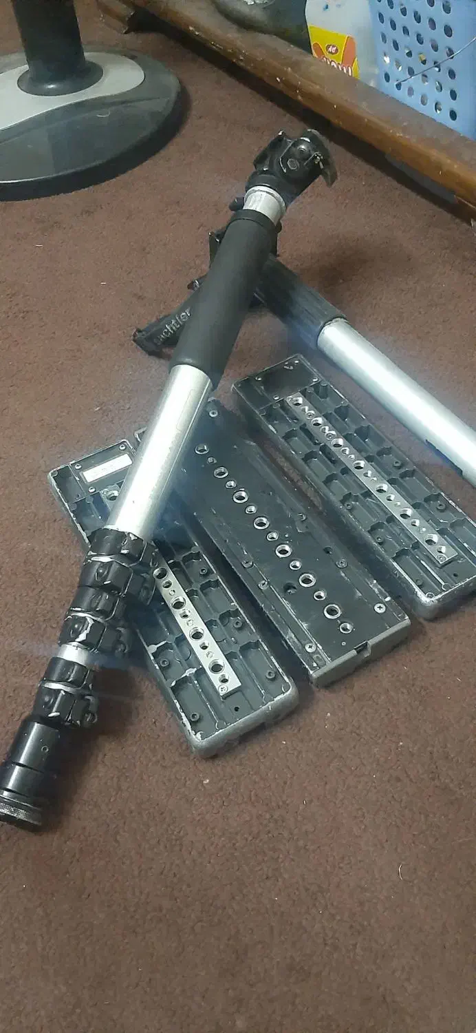 کفشک وپایه دوربین|دوربین عکاسی و فیلمبرداری|پاکدشت, پاکدشت (مامازند)|دیوار