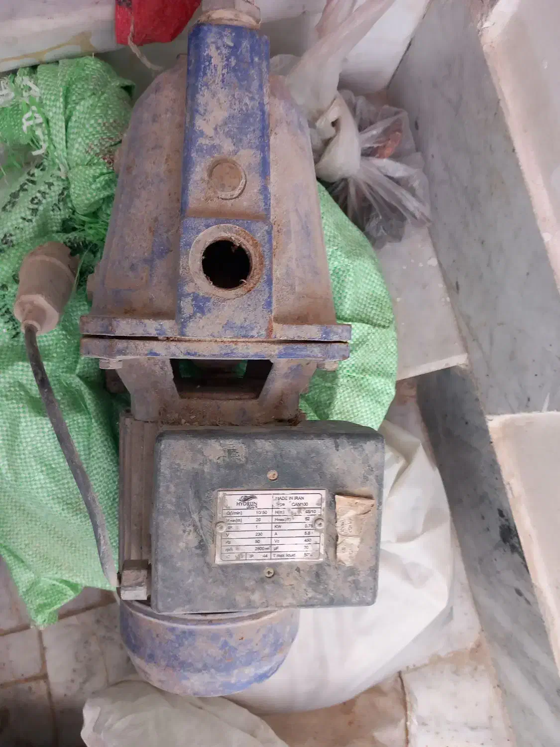 فروش موتور آب سیم سیار نردبان آلومینیومی ویبره|مصالح و تجهیزات ساختمان|مشهد, شهید معقول|دیوار