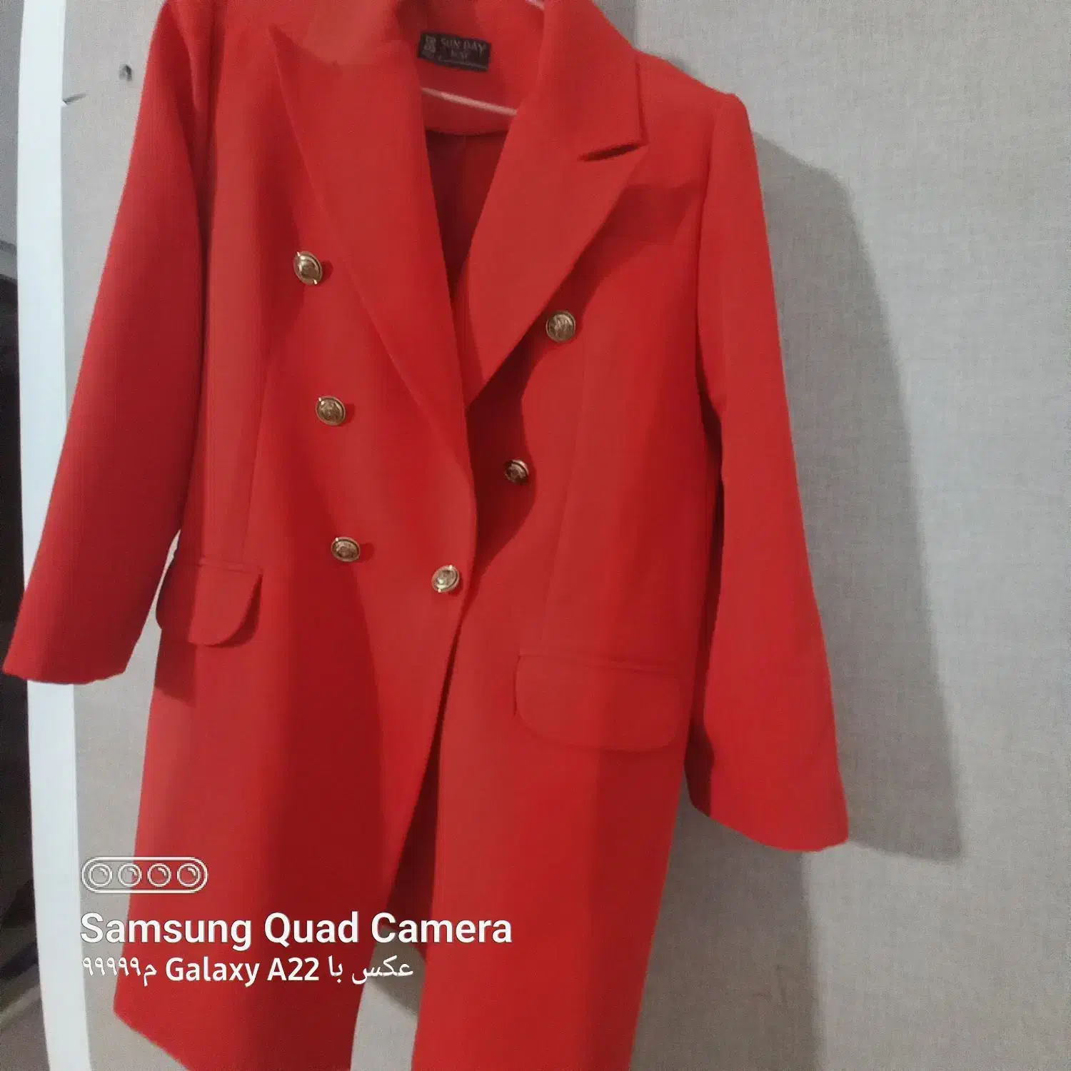 کت تک|لباس|شیراز, معالی‌آباد|دیوار