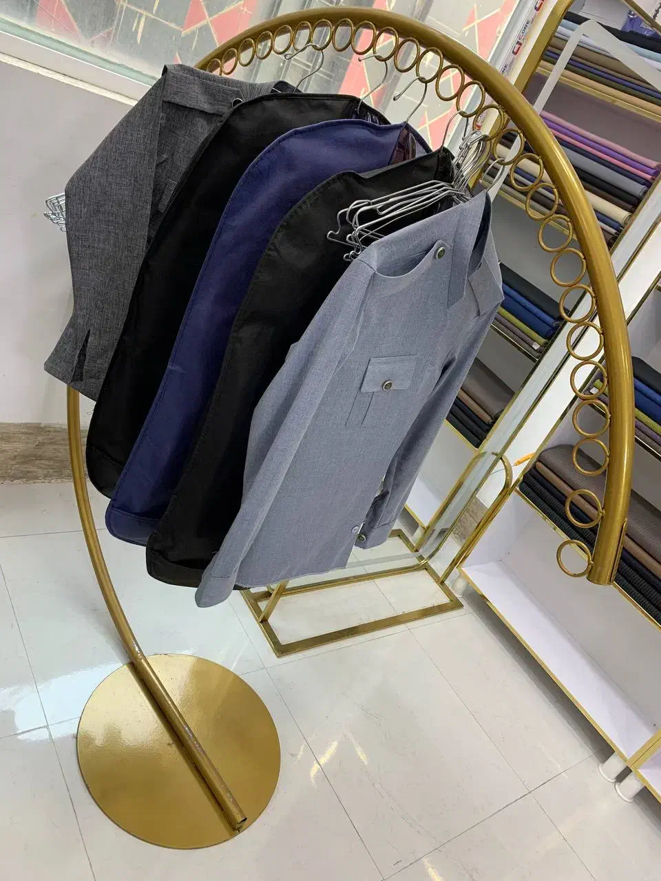 رگال لباس|بندرخت و رخت‌آویز|جوانرود, |دیوار