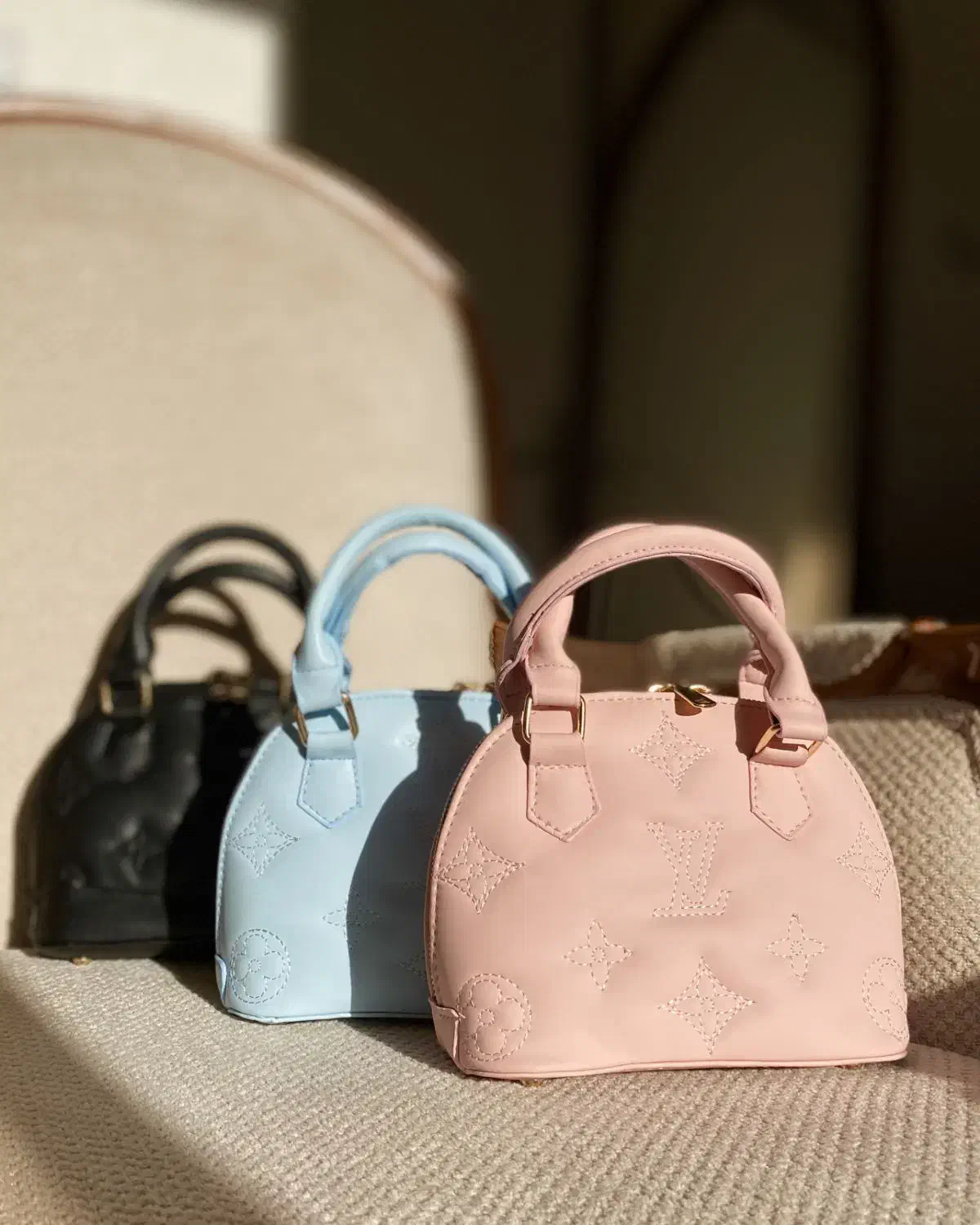 کیف|کیف، کفش، کمربند|قم, هنرستان|دیوار