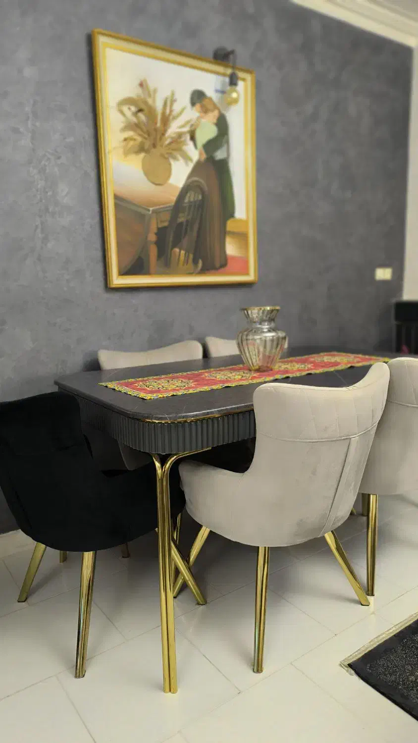 نهارخوری ۶ نفره و میز تلوزیون به همراه ۲ عدد آیینه|میز و صندلی غذاخوری|تهران, پرستار|دیوار