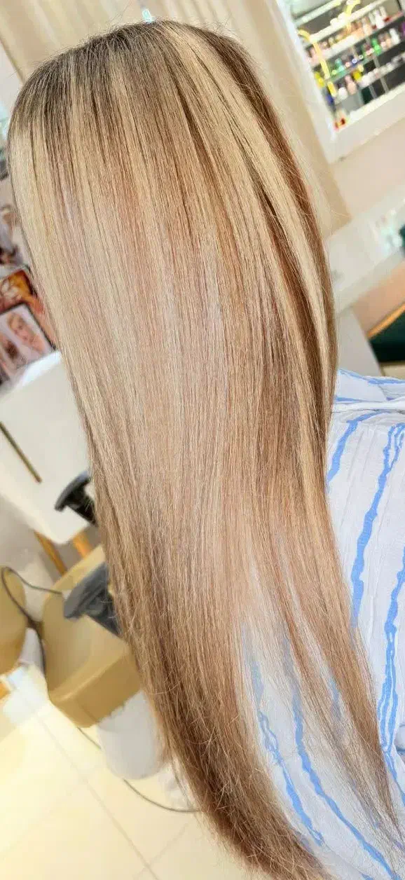 خدمات زیبایی|خدمات آرایشگری و زیبایی|بروجرد, |دیوار