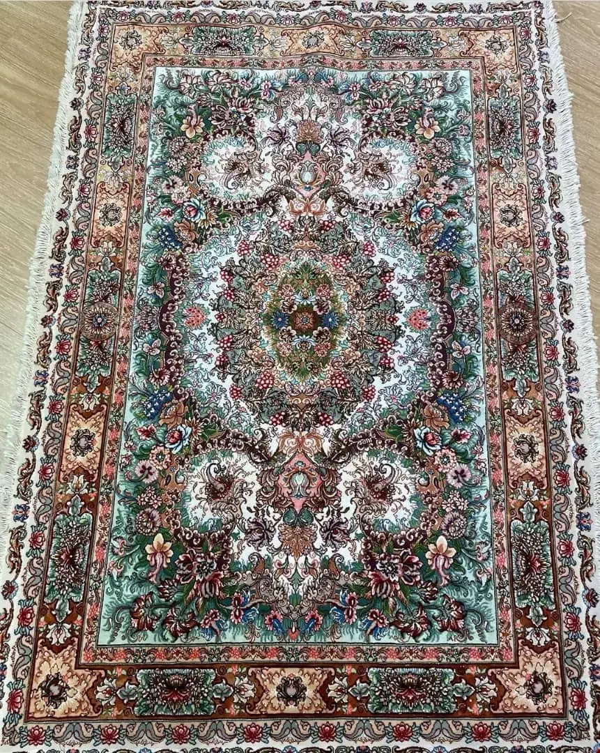 بالاترین‌خریدار‌انواع‌فرش تمام‌تهران‌خصوصا‌تبریز|فرش|تهران, تجریش|دیوار