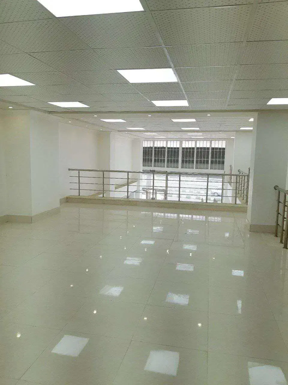 مغازه ۲۴۰ متر - پل قویون-اول امام علی|اجارهٔ مغازه و غرفه|ارومیه, |دیوار