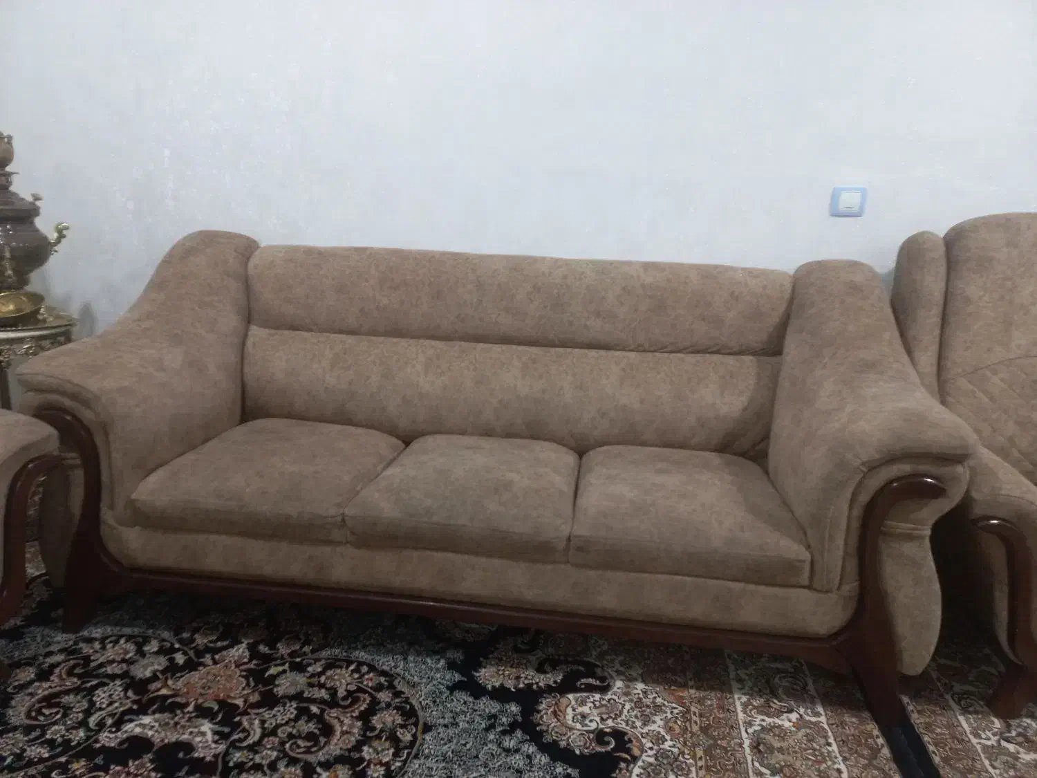 مبلمان ۹ نفره درحد نو|مبلمان خانگی و میز عسلی|کوهدشت, |دیوار