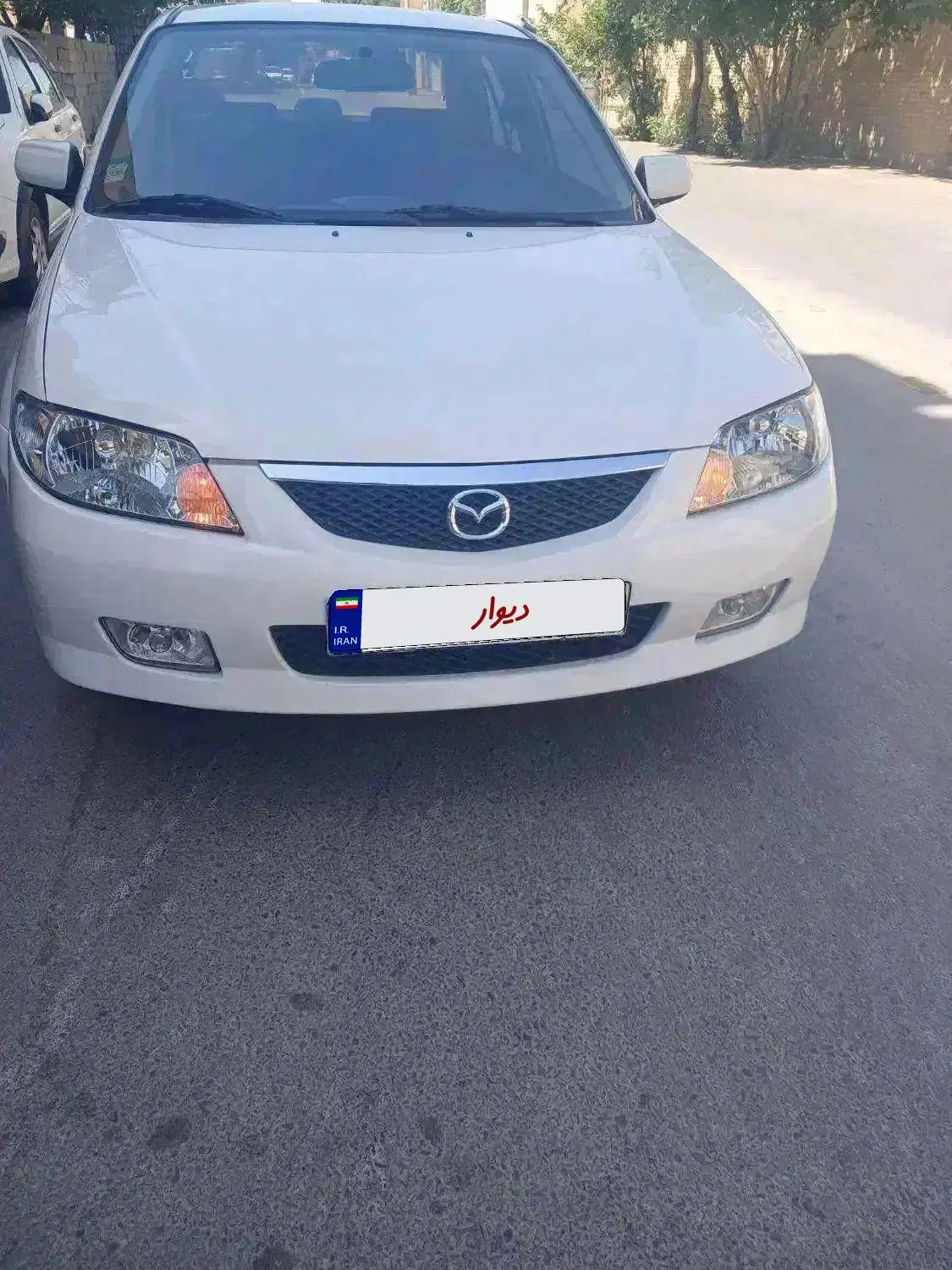 مزدا۳۲۳مدل۸۵ اتوماتیک بدون رنگ|خودرو سواری و وانت|اصفهان, سعادتآباد|دیوار