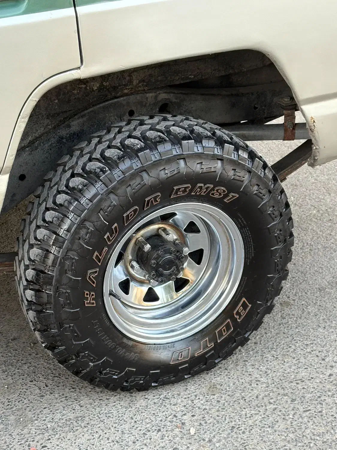 نیسان پاترول 4 در 4 سیلندر، مدل ۱۳۸۰|خودرو سواری و وانت|تهران, جنت‌آباد شمالی|دیوار