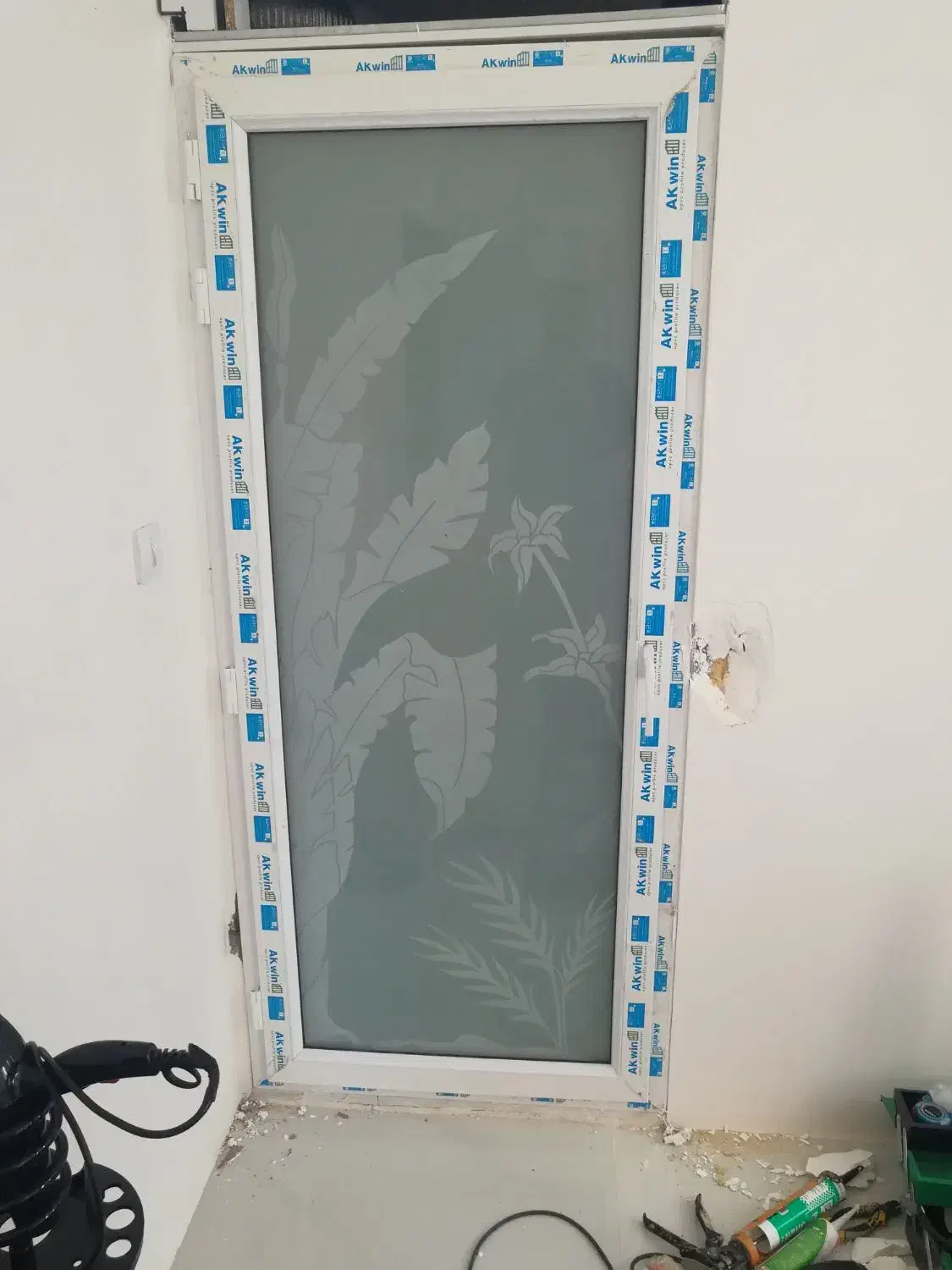 درب وپنجره دوجداره upvc قانعی|خدمات پیشه و مهارت|قوچان, |دیوار