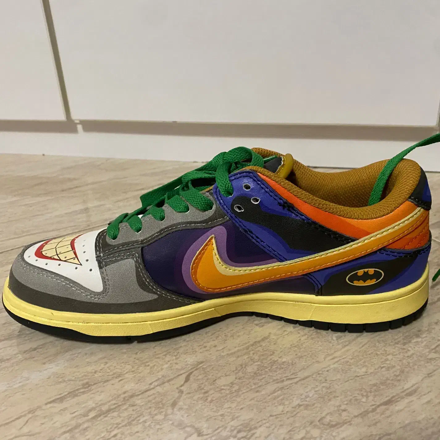 کتونی جردن جوکر|کیف، کفش، کمربند|ساری, |دیوار