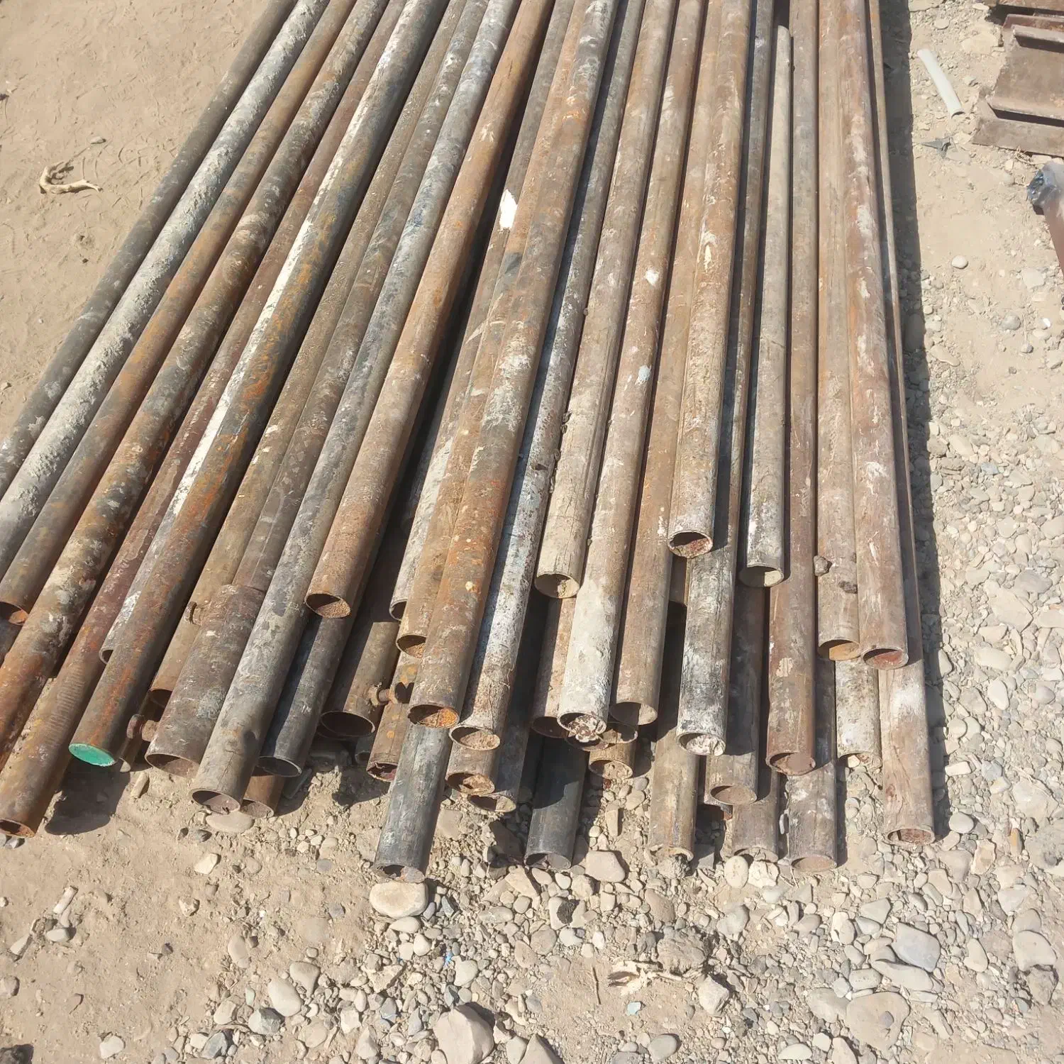 فروش لوله داربست و پروفیل واتصال|مصالح و تجهیزات ساختمان|کرج, محمد آباد|دیوار