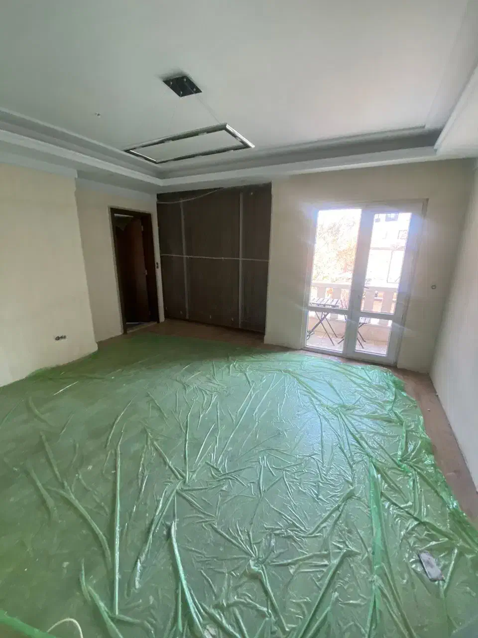 فرشته ۲۲۰متر۳خواب مستر/      ۲ پارکینگ سندی