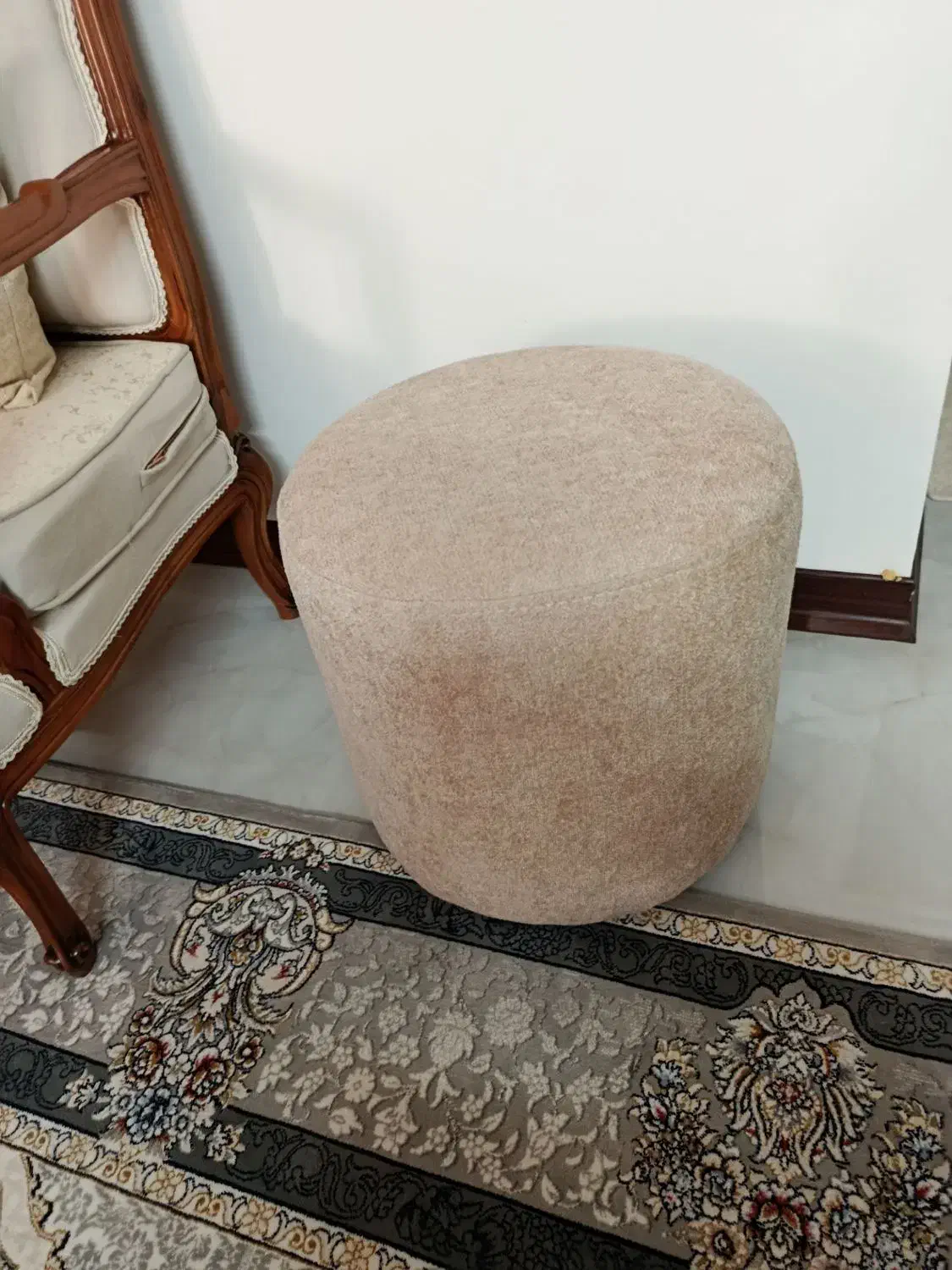 دو تا پاف کاملا در حد نو|مبلمان خانگی و میز عسلی|مشهد, گاز|دیوار