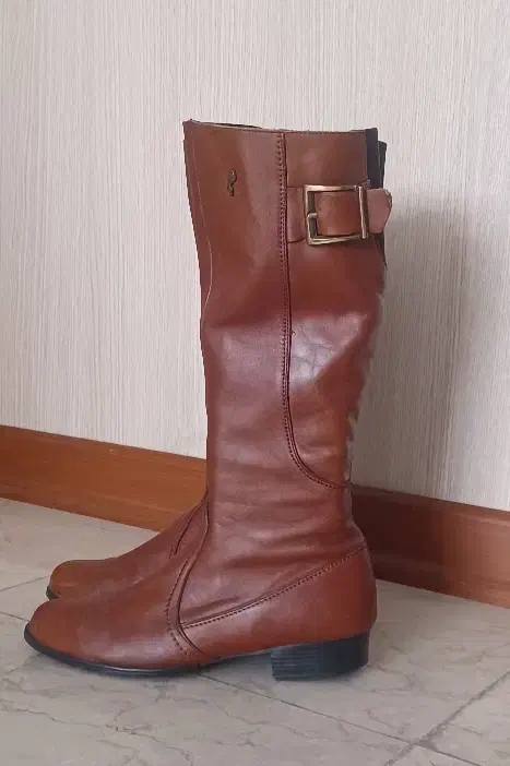 بوت چرم زنانه|کیف، کفش، کمربند|تهران, امامت|دیوار