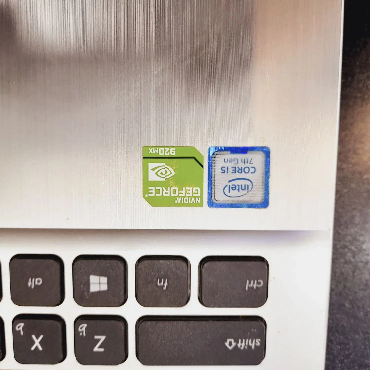 asus لب تاب|رایانه همراه|رشت, گلسار|دیوار