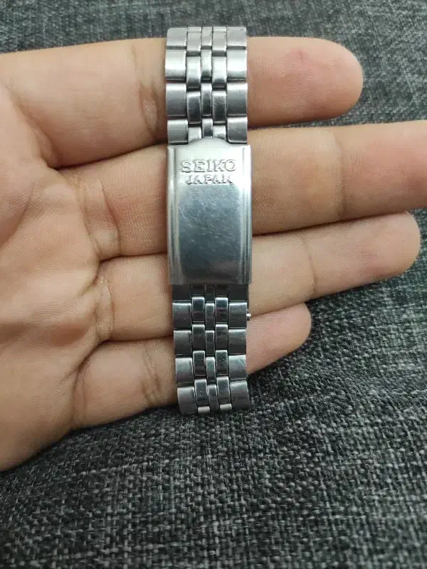 ساعت سیکو|ساعت|گلبهار, شهر جدید گلبهار|دیوار