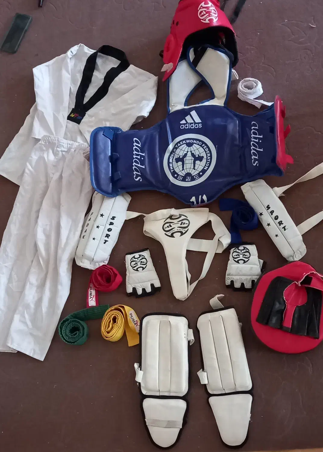 لباس ورزش تکواندوتجهیزات ایمنی مارک آدیداس و استخر|تجهیزات ورزشی|کرمانشاه, |دیوار