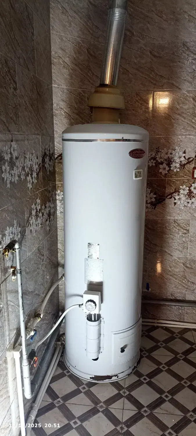 آبگرمکن زمینی|آبگرمکن، پکیج، شوفاژ|اهر, |دیوار