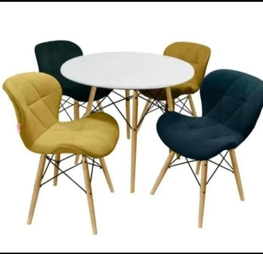 صندلی ایفلی پایه چوب/ پارچه ای/ و میز غذا خوری|میز و صندلی غذاخوری|تهران, شهید رجایی|دیوار