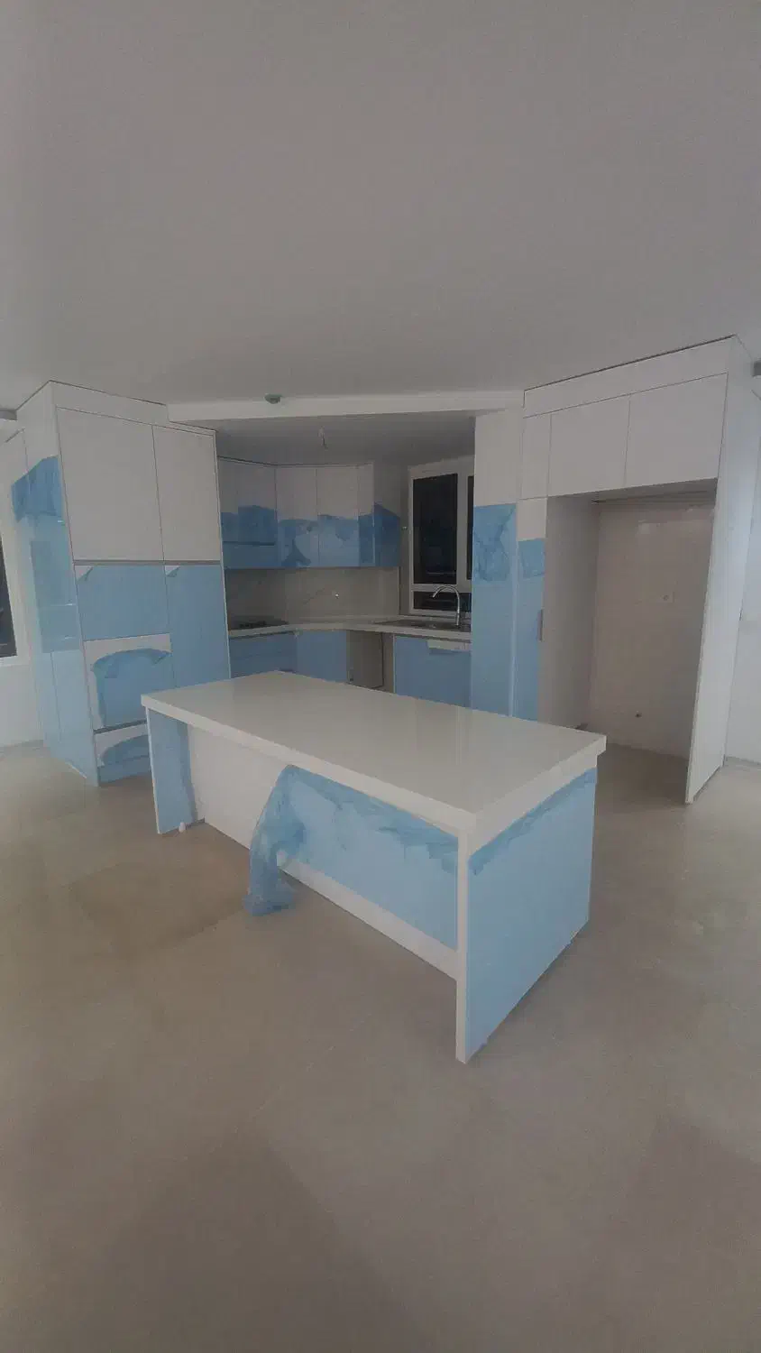 دریا  ۱۳۵ متر ۳ خوابه کیلید نخورده ۲ پارکینگ